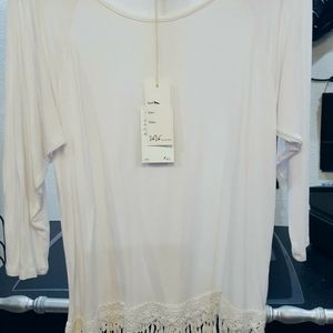 Nwt white crochet tassel hem knit raglan tunic top